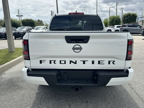 New 2026 Nissan Frontier SV RWD image 7