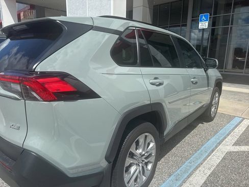 Used 2023 Toyota RAV4 XLE Premium FWD image 5