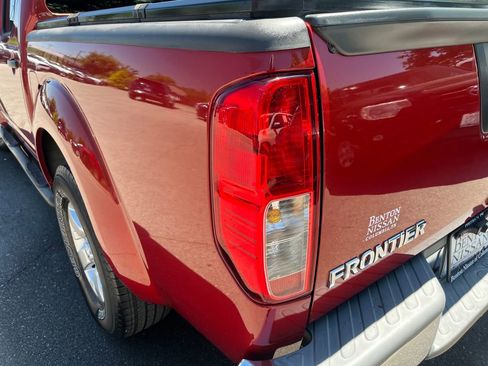 Used 2013 Nissan Frontier SV RWD image 39