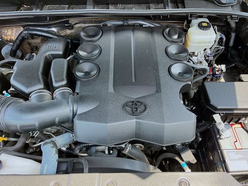 Used 2019 Toyota 4Runner SR5 Premium AWD/4WD image 29