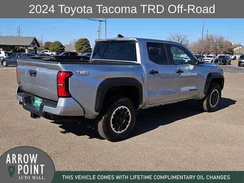 Used 2024 Toyota Tacoma TRD Off-Road image 12