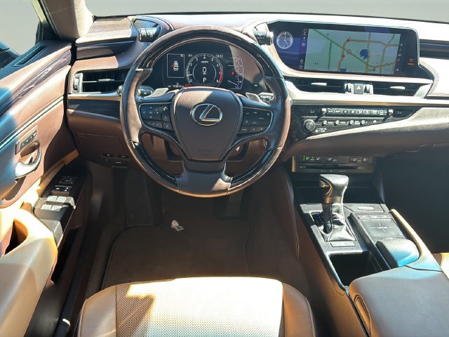 Used 2019 Lexus ES 350 w/ Premium Package FWD image 15