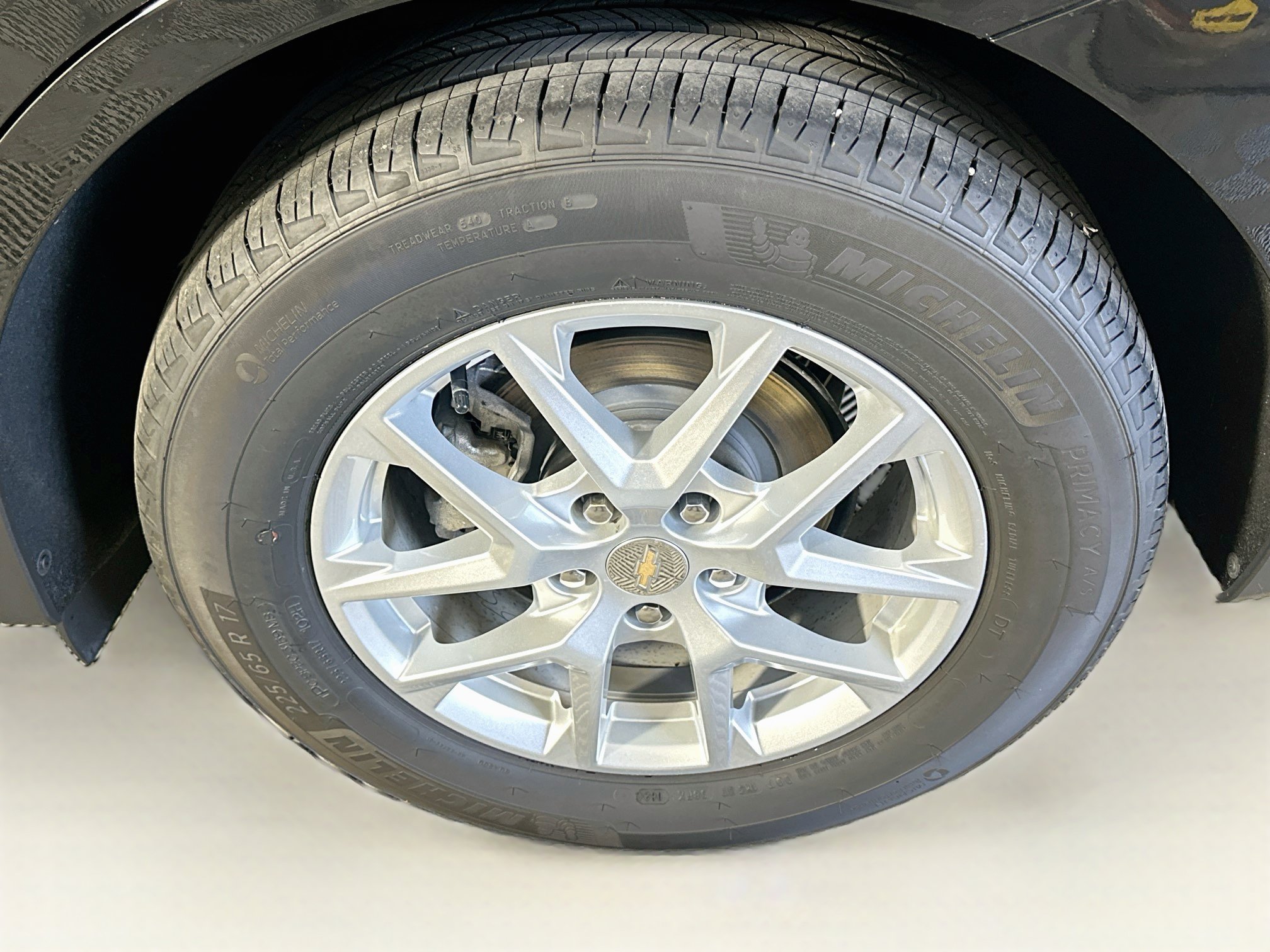 Used 2024 Chevrolet Equinox LS w/ LS Convenience Package FWD image 11