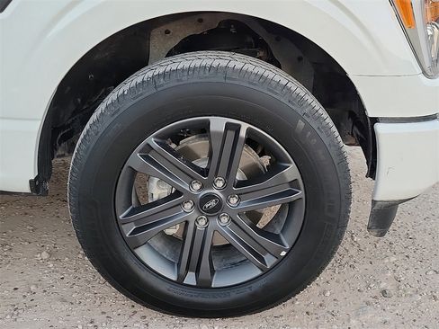 Used 2023 Ford F150 Lariat image 14