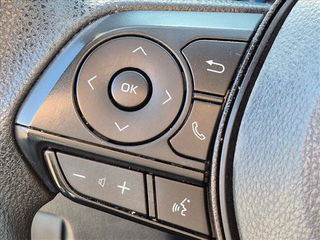 Used 2024 Toyota RAV4 LE AWD/4WD image 14