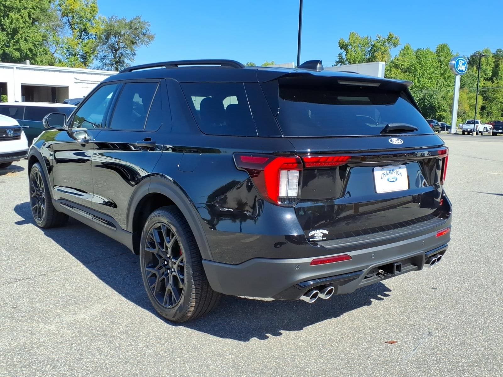 New 2027 Ford Explorer ST w/ Sun And Sound Package AWD/4WD image 23