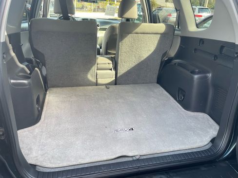 Used 2012 Toyota RAV4 4WD image 17