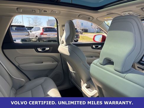 Certified 2023 Volvo XC60 B5 Plus image 12