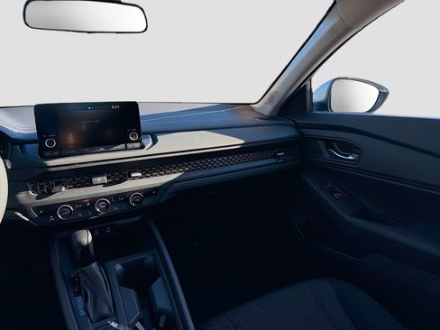 Certified 2024 Honda Accord EX image 21