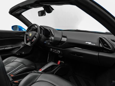 Used 2017 Ferrari 488 Spider RWD image 59