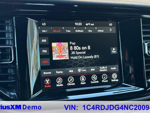 Used 2022 Dodge Durango GT image 35