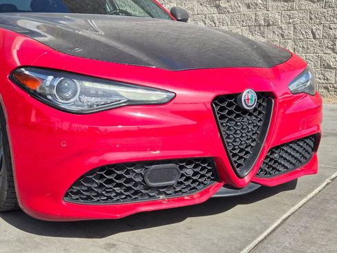 Used 2018 Alfa Romeo Giulia Ti Sport w/ Quick Order Package 22U Sport image 7
