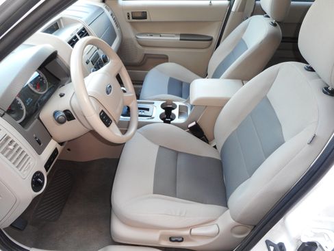Used 2008 Ford Escape 4WD Hybrid image 13