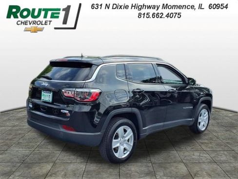 Used 2022 Jeep Compass Latitude w/ Convenience Group AWD/4WD image 4