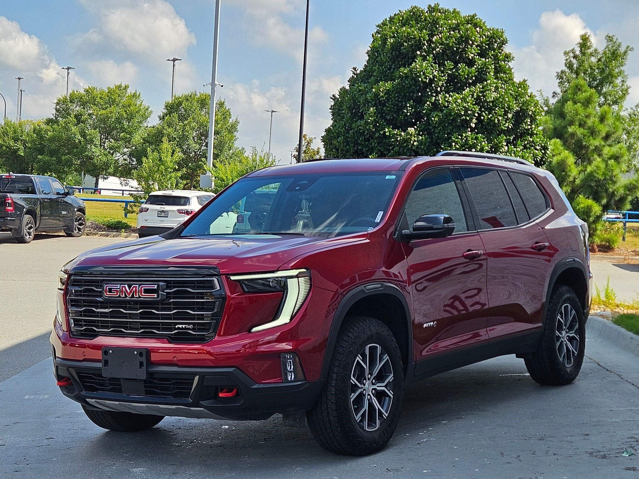 Used 2024 GMC Acadia AT4 w/ Super Cruise Package AWD/4WD image 3