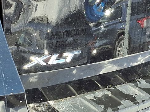 Used 2022 Ford Explorer XLT w/ Equipment Group 202A image 35