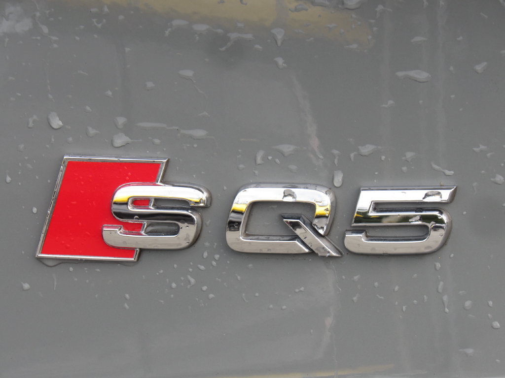 Used 2022 Audi SQ5 Premium Plus w/ Premium Plus Package AWD/4WD image 8