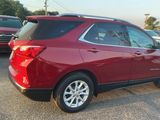 Used 2018 Chevrolet Equinox LT w/ Sun & Infotainment Package image 4