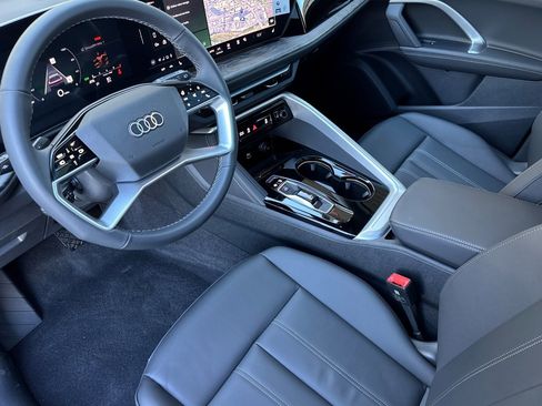 New 2025 Audi Q5 Premium image 7