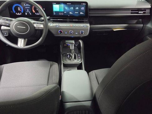 New 2026 Hyundai Kona SE FWD image 8