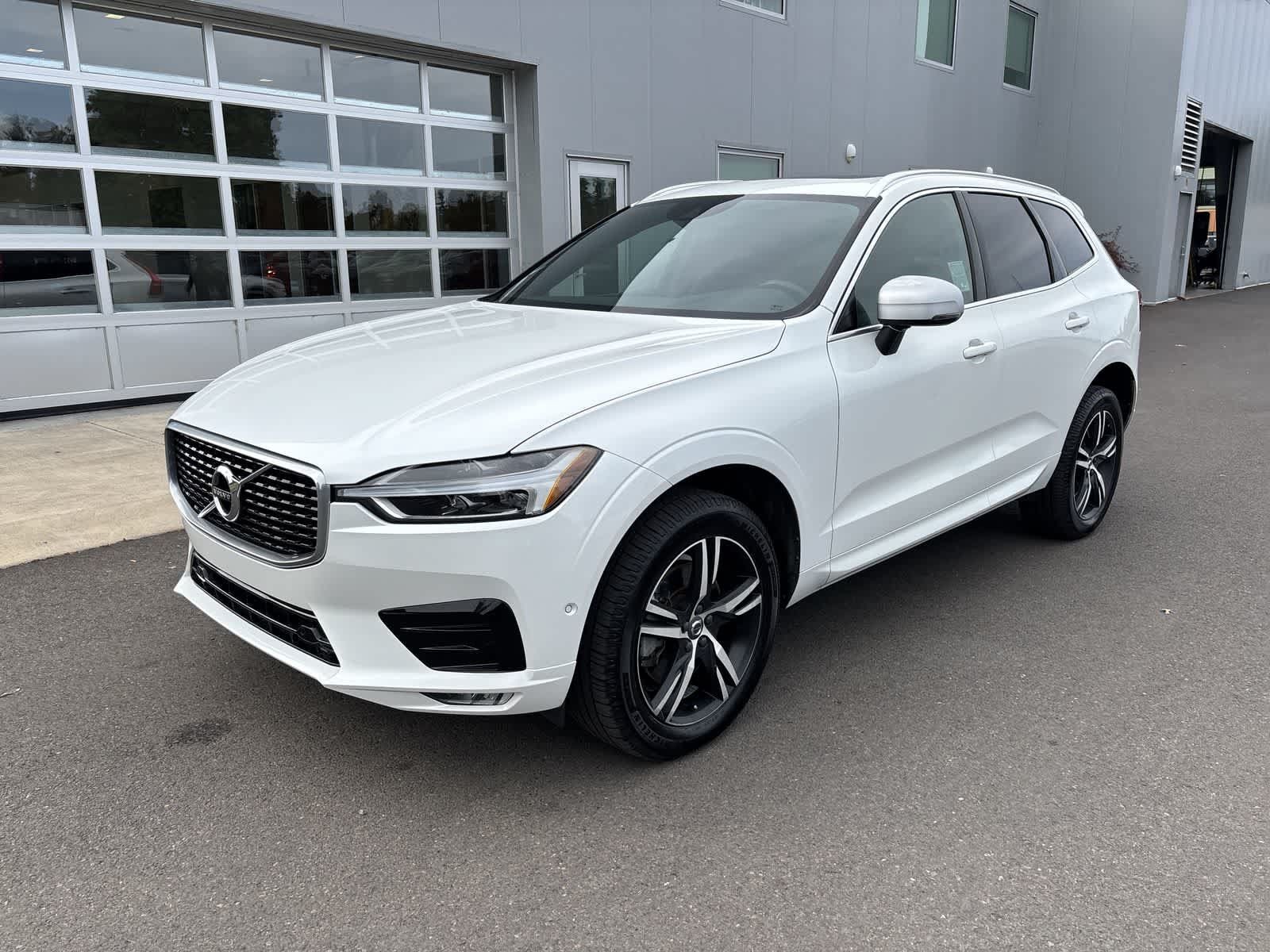 Used 2018 Volvo XC60 T6 R-Design w/ Convenience Package AWD/4WD image 1