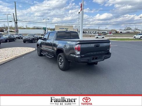 Certified 2022 Toyota Tacoma TRD Off-Road w/ TRD Premium Off Road Package image 5