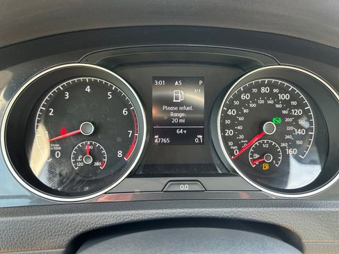 Used 2018 Volkswagen Golf Alltrack SE AWD/4WD image 11