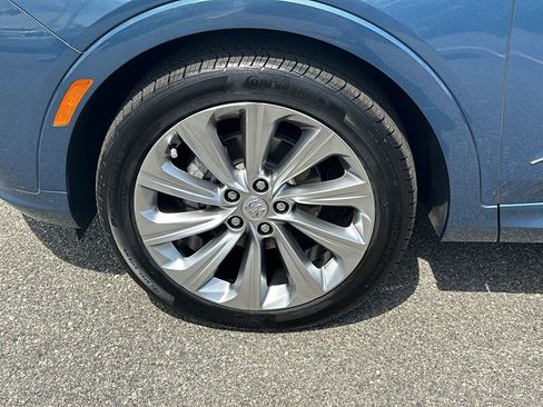 Certified 2024 Buick Envista Avenir image 11