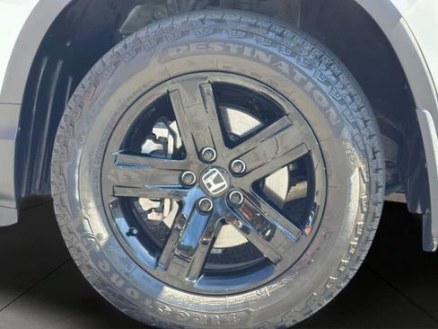 Used 2023 Honda Ridgeline Black Edition image 11