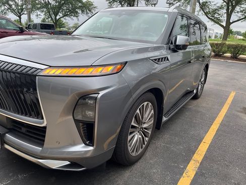 Used 2025 INFINITI QX80 Sensory w/ Exterior Package AWD/4WD image 2