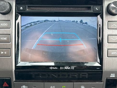 Used 2018 Toyota Tundra SR5 AWD/4WD image 29