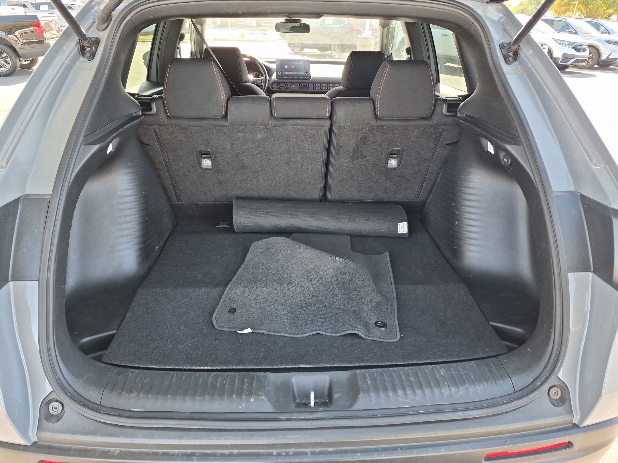 Used 2024 Honda HR-V Sport image 29