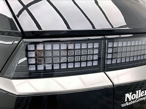 Used 2025 Hyundai Ioniq 5 Limited image 30