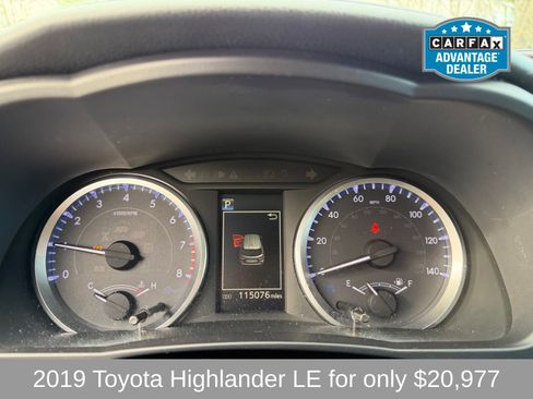 Used 2019 Toyota Highlander LE AWD/4WD image 20