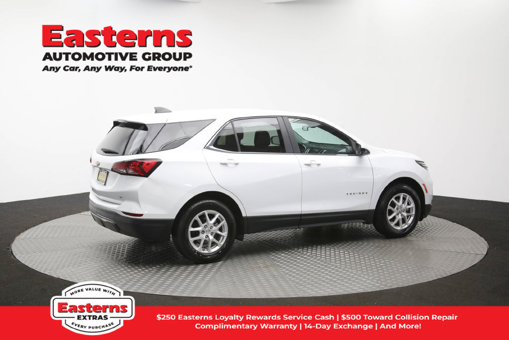 Used 2024 Chevrolet Equinox LT FWD image 42