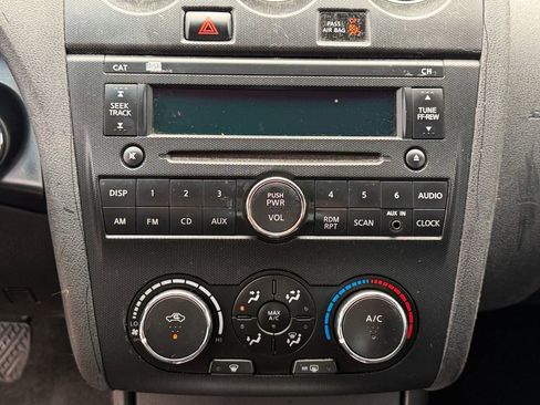 Used 2012 Nissan Altima 2.5 S w/ Convenience Pkg FWD image 9