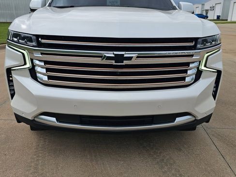 Used 2021 Chevrolet Tahoe High Country AWD/4WD image 34