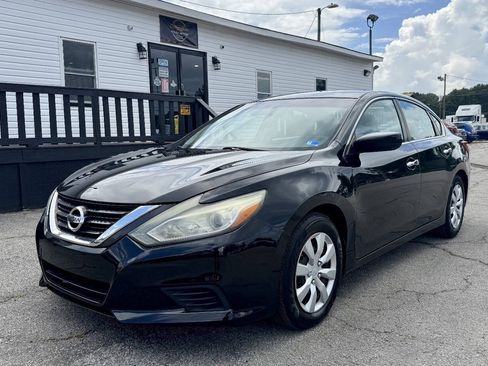Used 2016 Nissan Altima 2.5 S w/ Power Driver Seat Package FWD image 1