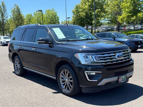 Used 2021 Ford Expedition Limited AWD/4WD image 2