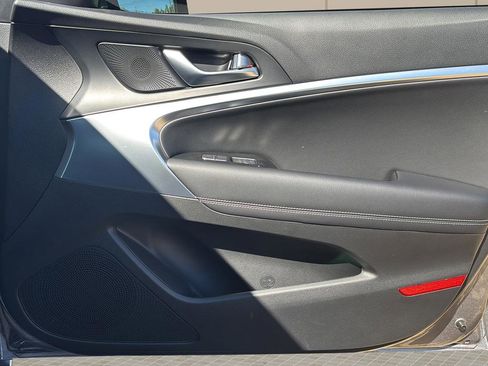 Certified 2026 Genesis G70 2.5T image 36