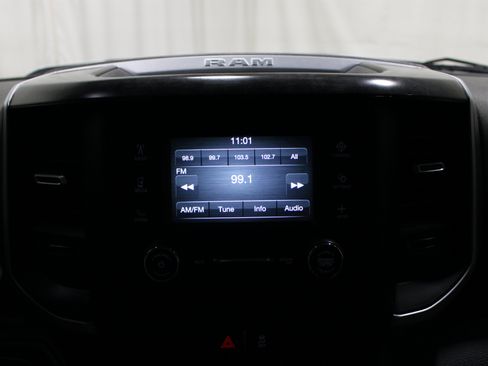 Used 2019 RAM 2500 Big Horn AWD/4WD image 15