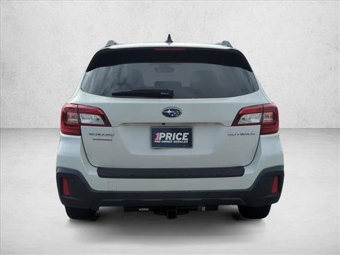 Used 2019 Subaru Outback 2.5i Touring AWD/4WD image 7