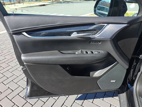 Used 2025 Cadillac XT5 Premium Luxury image 20
