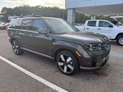 Used 2025 Hyundai Santa Fe Limited image 7