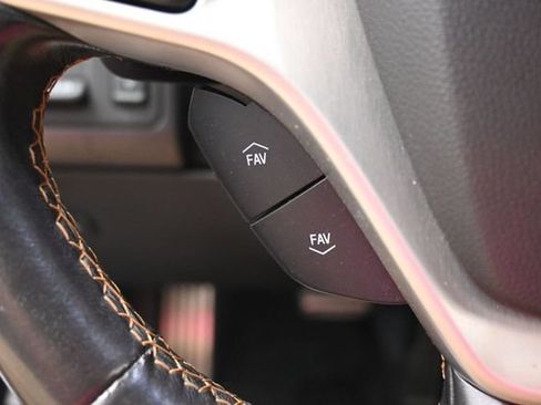 Used 2019 Chevrolet Corvette Stingray Convertible w/ 2LT Preferred Equipment Group RWD image 23