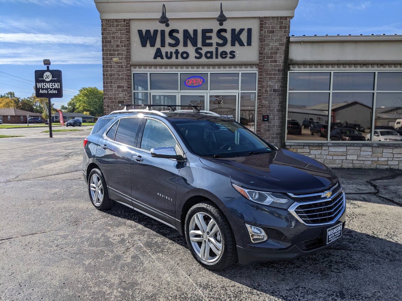 Used 2018 Chevrolet Equinox Premier AWD/4WD image 1