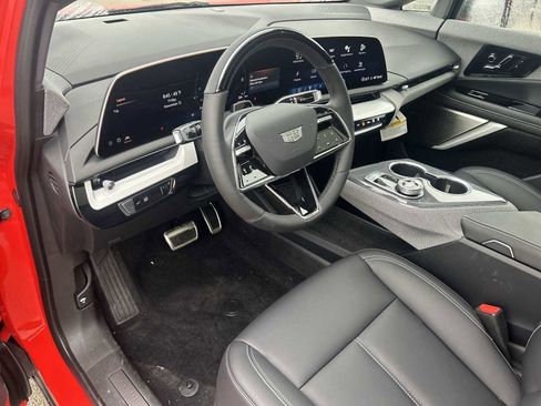 New 2026 Cadillac Optiq Sport 1 image 10