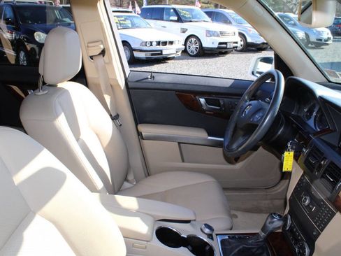 Used 2012 Mercedes-Benz GLK 350 GLK 350 4MATIC AWD 4dr SUV image 11