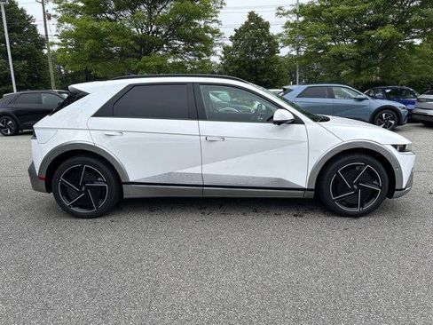 New 2025 Hyundai Ioniq 5 Limited image 32