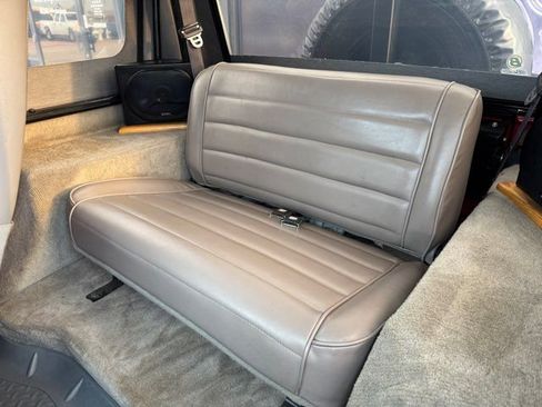 Used 1995 Jeep Wrangler SE image 18